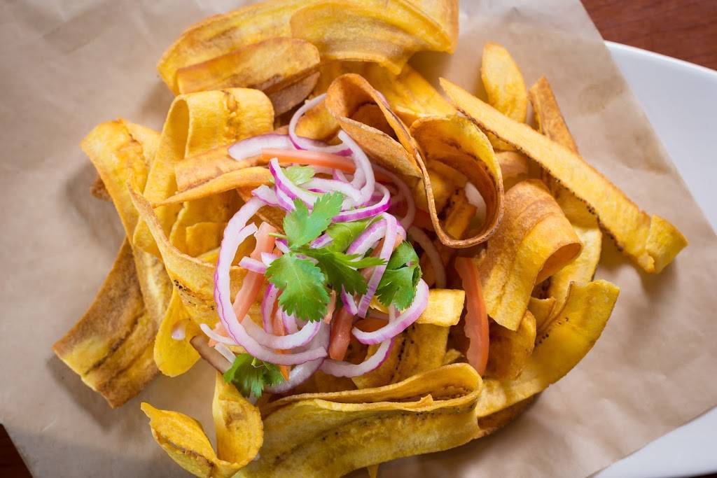 Padrinos Cuban Bistro | restaurant | 13586 Village Park Dr #304, Orlando, FL 32837, USA | 4072515107 OR +1 407-251-5107