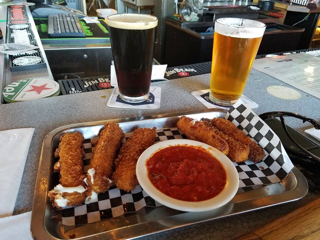 Flying Boots & Wings | restaurant | 614 S 38th St, Tacoma, WA 98418, USA | 2532671037 OR +1 253-267-1037