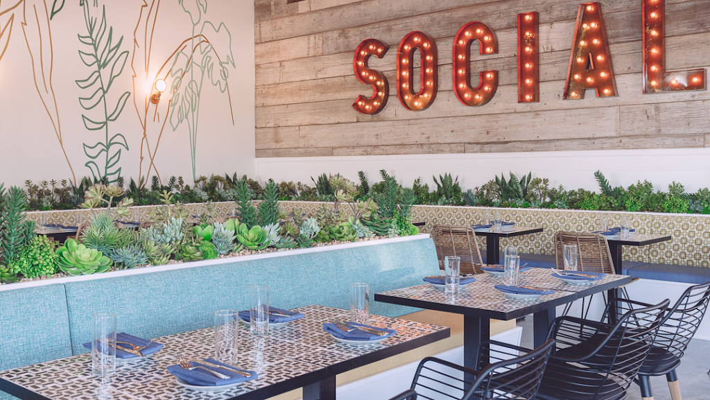 SOCIAL Huntington Beach | restaurant | 21214 Beach Blvd, Huntington Beach, CA 92648, USA | 7143747715 OR +1 714-374-7715