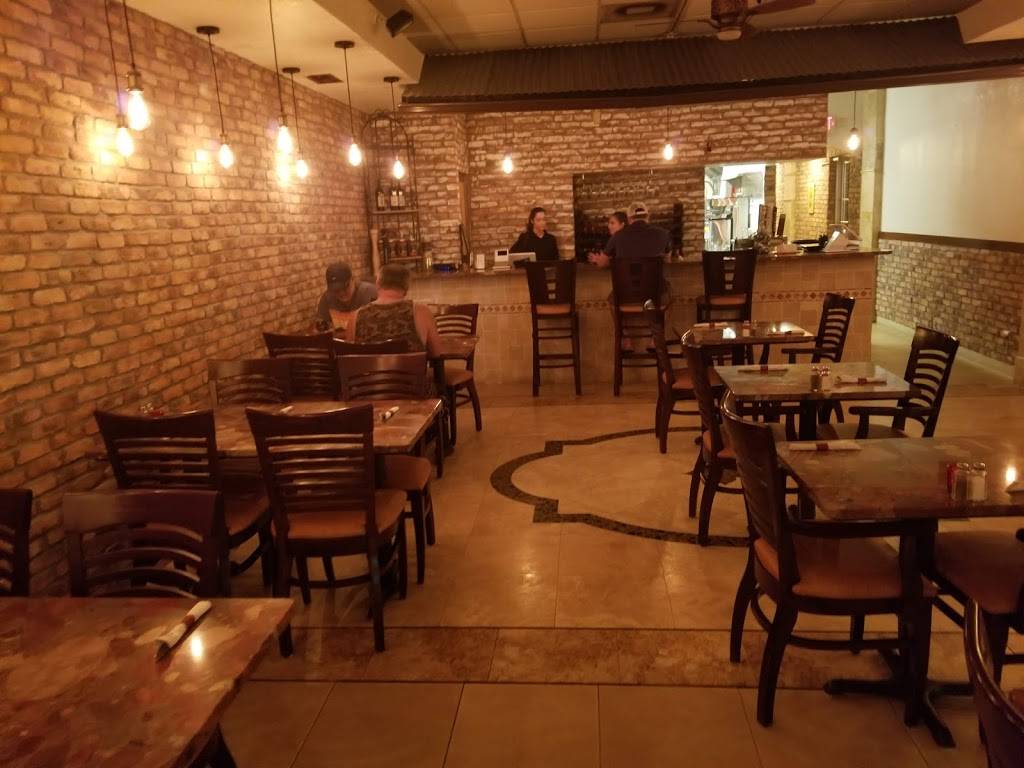 Due Amici Pizzeria | restaurant | 2124 Edgewater Dr, Orlando, FL 32804, USA | 4077307747 OR +1 407-730-7747