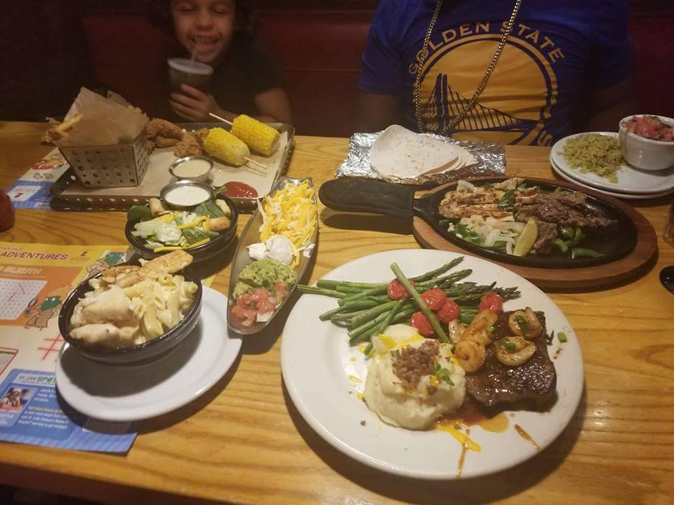 Chilis Grill & Bar | restaurant | 9980 University Plaza Dr, Fort Myers, FL 33913, USA | 2394334193 OR +1 239-433-4193