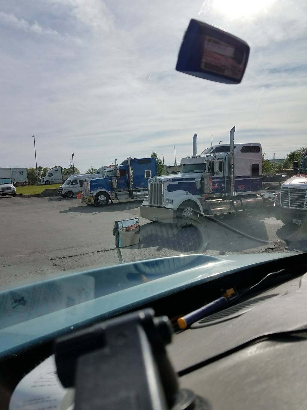 Pilot Travel Center | restaurant | 2786 Salt Springs Rd, Girard, OH 44420, USA | 3305308500 OR +1 330-530-8500