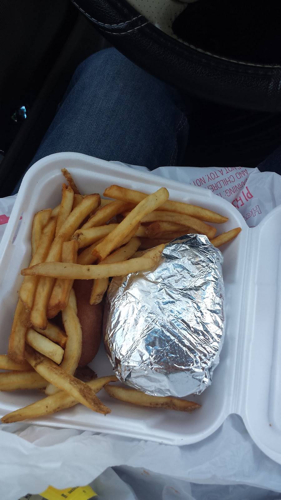 Cook Out | restaurant | 8970 University Blvd, North Charleston, SC 29406, USA | 8438182112 OR +1 843-818-2112