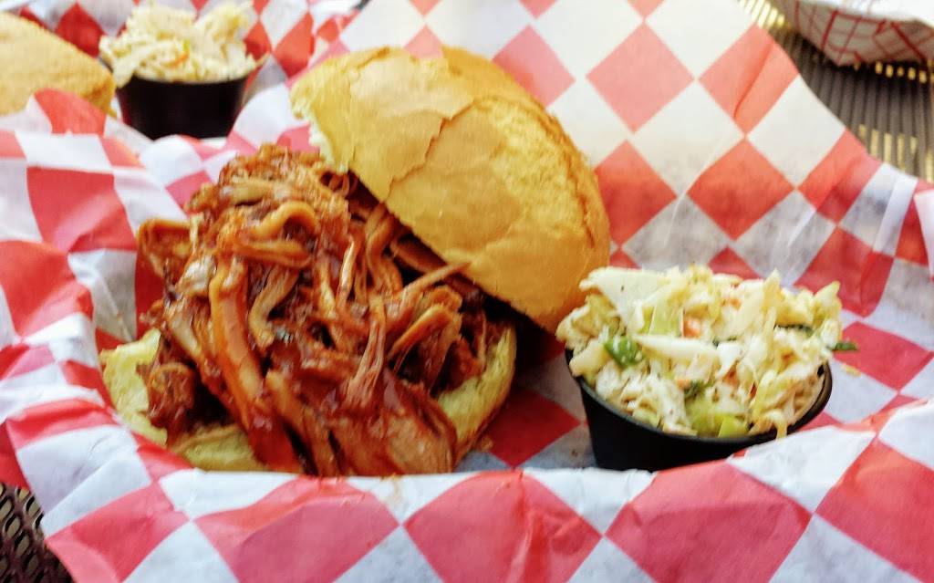 Smoke BBQ | restaurant | 4858 Cordell Ave, Bethesda, MD 20814, USA | 3016562011 OR +1 301-656-2011