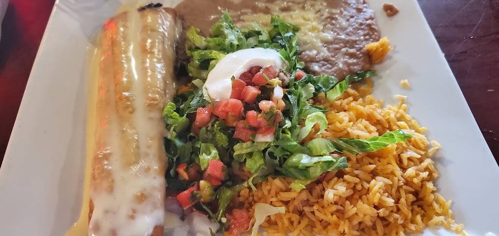 Casa Bravo Mexican Restaurant | restaurant | 123 MS-12, Starkville, MS 39759, USA | 6623232117 OR +1 662-323-2117