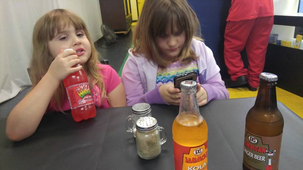 Tropical Gourmet | restaurant | 1061 Mason Ave, Daytona Beach, FL 32114, USA | 3862552256 OR +1 386-255-2256