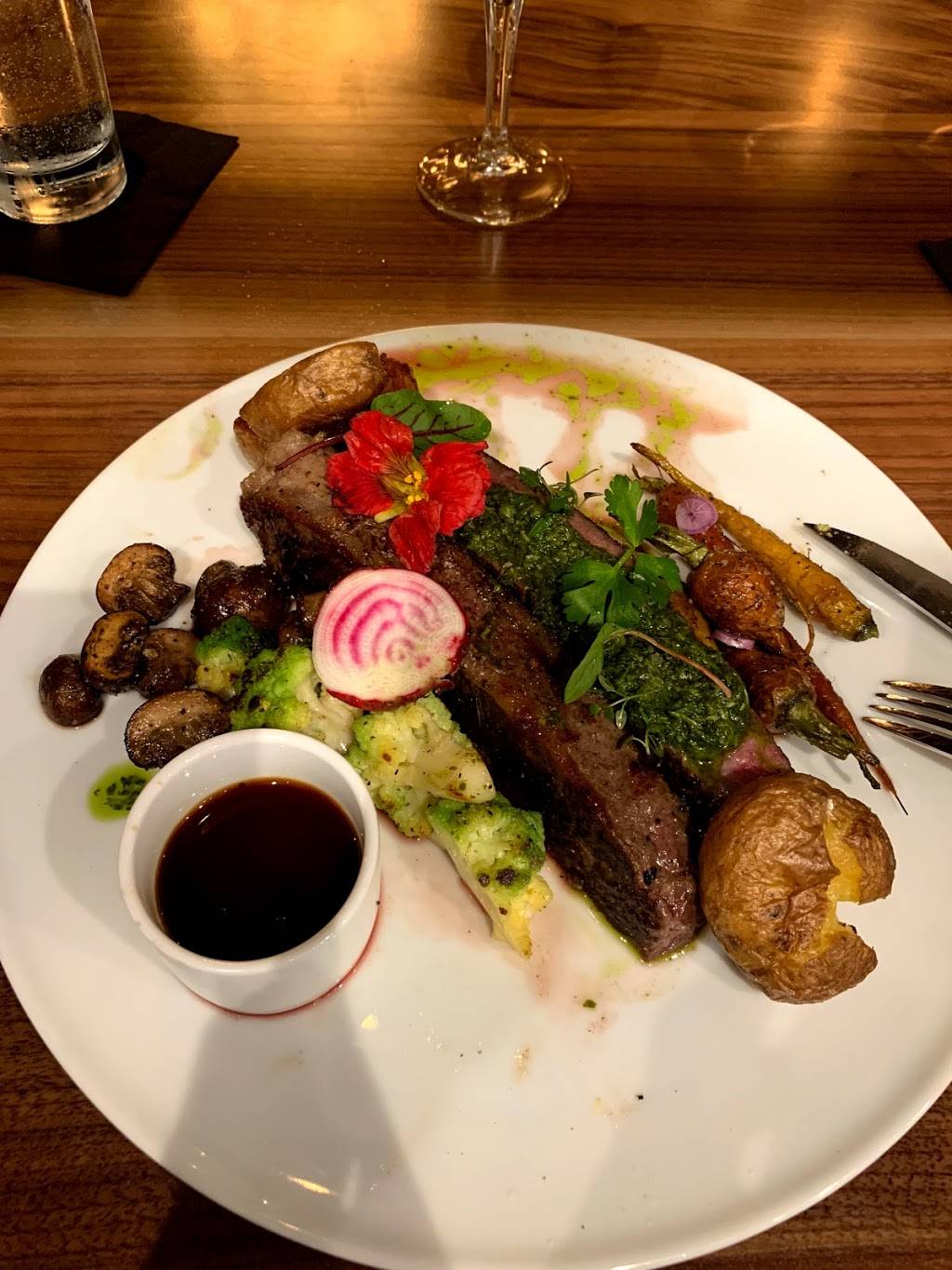 The Old Town Junction | restaurant | 24275 Main St, Santa Clarita, CA 91321, USA | 6617024888 OR +1 661-702-4888