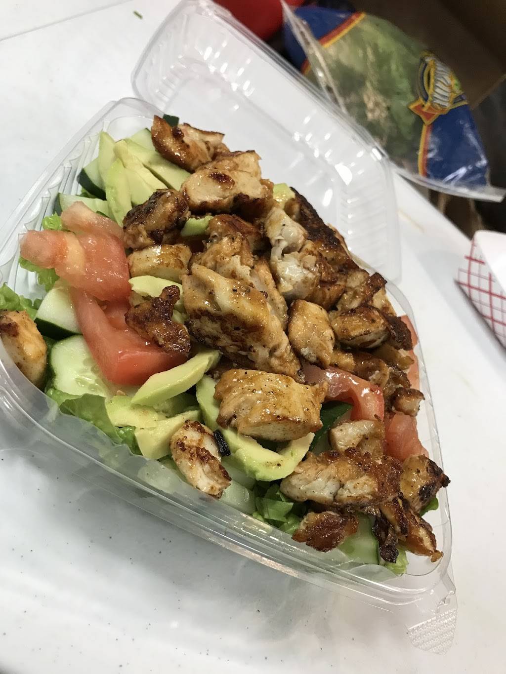 Big Sams Fish & Chicken | restaurant | 2959 W Fulton St, Chicago, IL 60612, USA | 7732651647 OR +1 773-265-1647