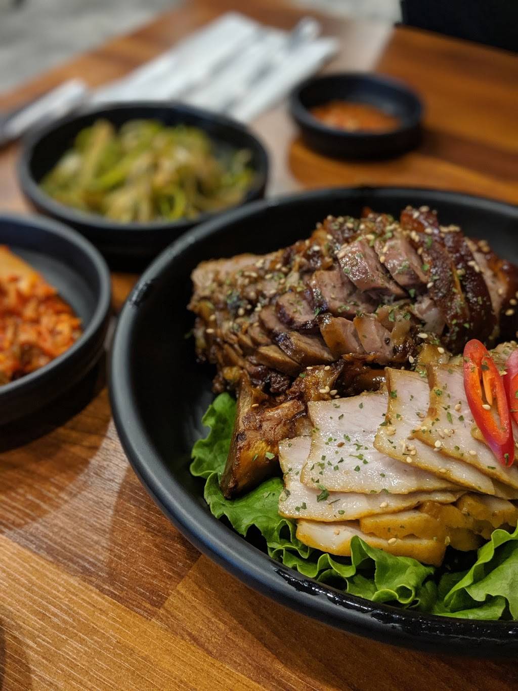 Hanyang Jokbal | restaurant | 6016 Yonge St, North York, ON M2M 3V9, Canada | 4167925808 OR +1 416-792-5808