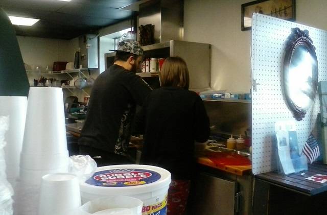 Middlebrook Market & Deli | meal takeaway | 2902 Middlebrook Pike, Knoxville, TN 37921, USA | 8656079910 OR +1 865-607-9910