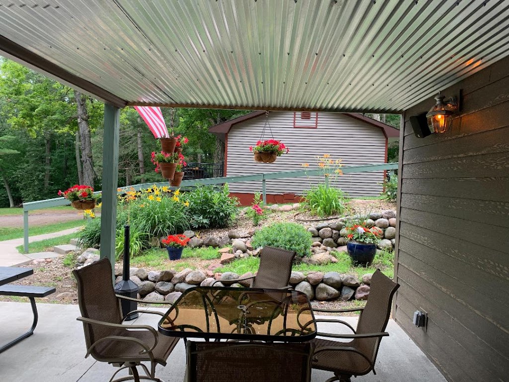 Grumpys Bar & Grill | restaurant | N1936 County Hwy M, Sarona, WI 54870, USA | 7153542033 OR +1 715-354-2033