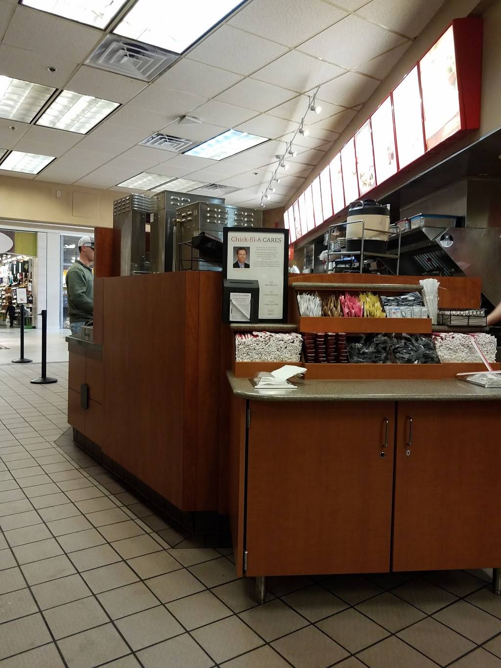 Chick-fil-A | restaurant | 1910 Wells Rd, Orange Park, FL 32073, USA | 9042692210 OR +1 904-269-2210