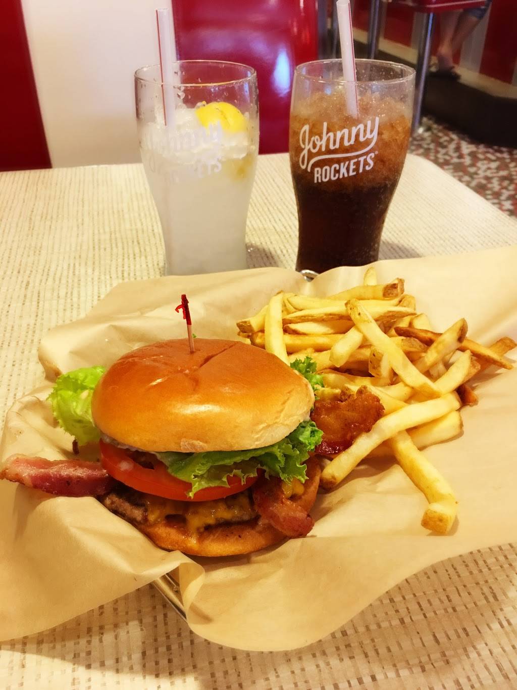 Johnny Rockets | restaurant | 2500 E 2nd St, Reno, NV 89595, USA | 7753335200 OR +1 775-333-5200
