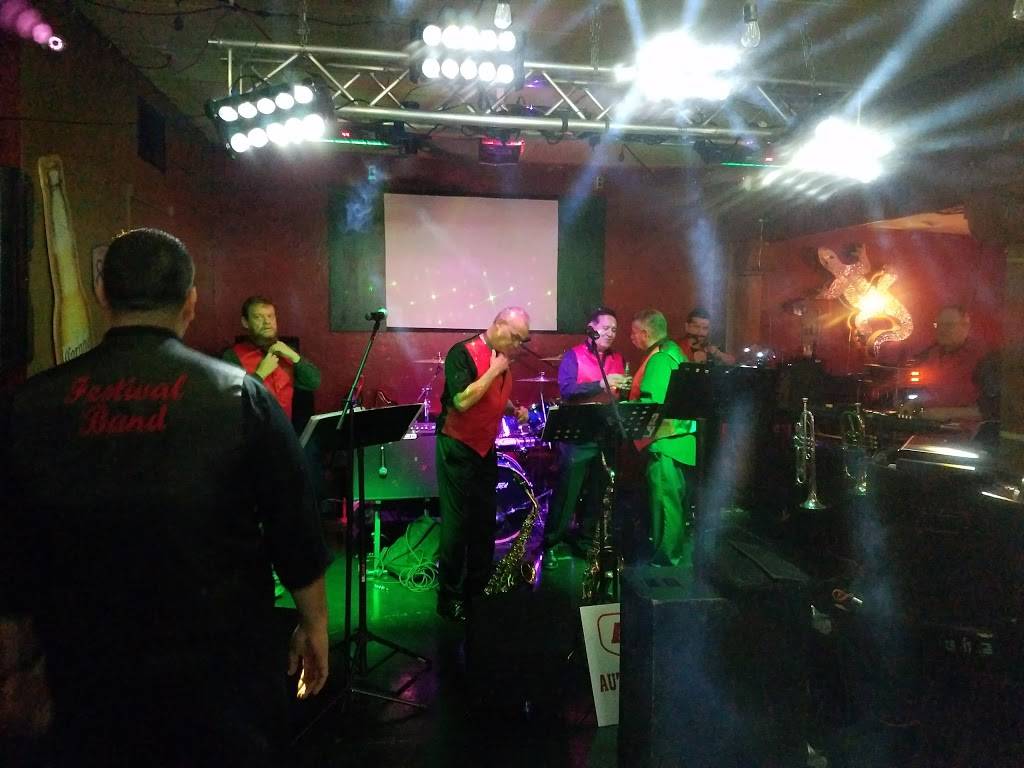 Little Mexico Steakhouse | restaurant | 2851 W Valencia Rd, Tucson, AZ 85746, USA | 5205788852 OR +1 520-578-8852