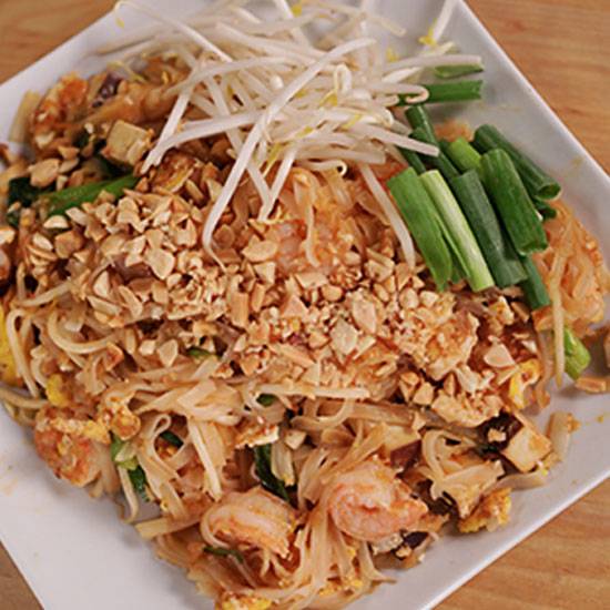Pineapple Thai Cuisine (Brookline) | restaurant | 6 Cypress St, Brookline, MA 02445, USA | 6172773000 OR +1 617-277-3000
