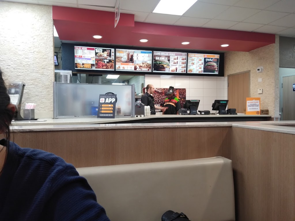 Burger King | restaurant | 302 Racetrack Rd NW, Fort Walton Beach, FL 32547, USA | 8503158841 OR +1 850-315-8841