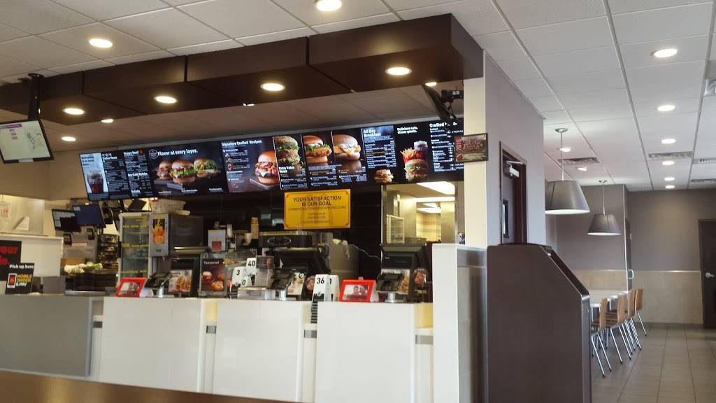 McDonalds | cafe | 30050 Three Notch Rd, Charlotte Hall, MD 20622, USA | 3018845770 OR +1 301-884-5770