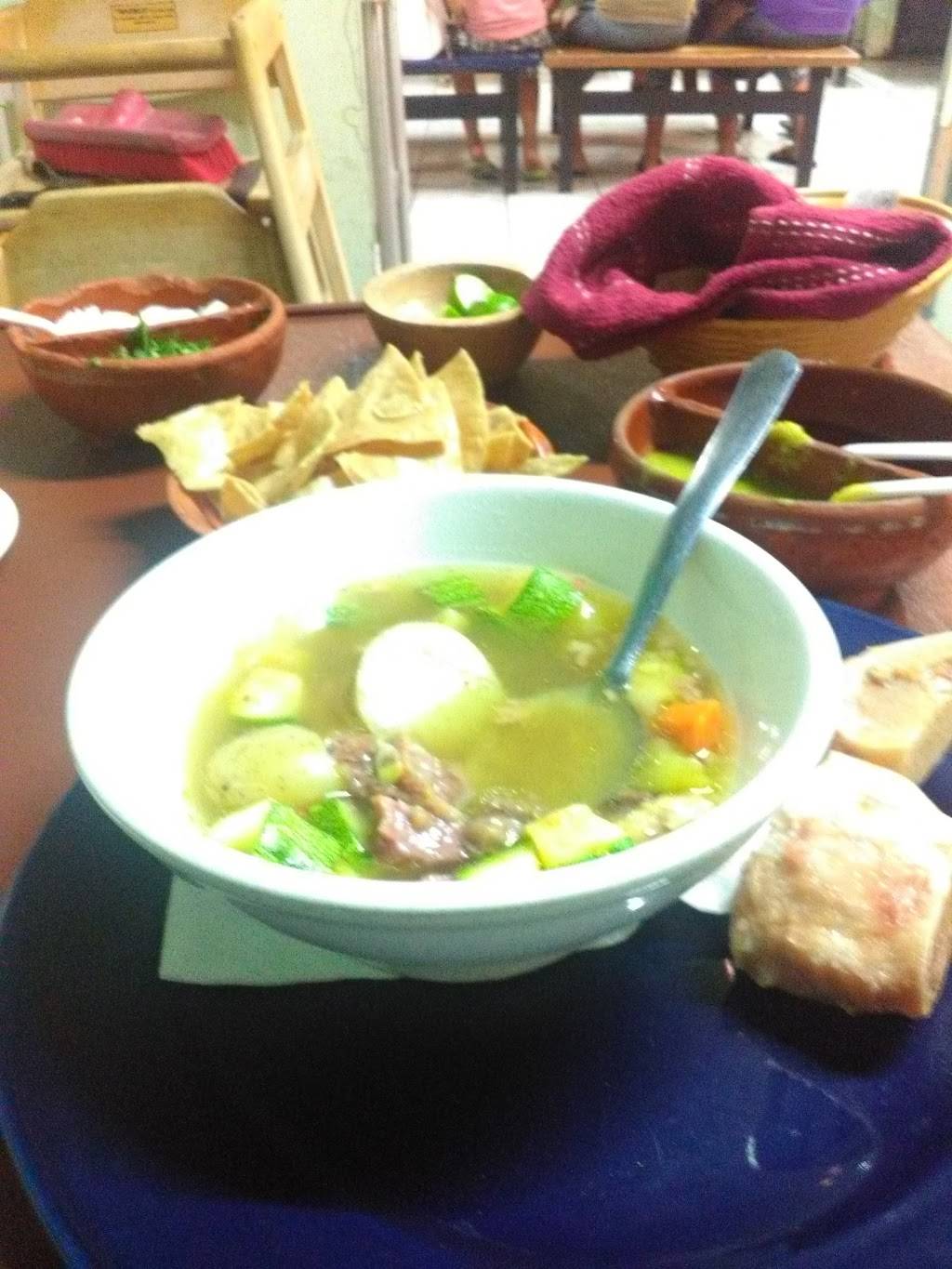 El Carrito Hot Dogs & Hamburgers | restaurant | Blvd. Benito Juárez 416, Echeverria, 22703 Rosarito, B.C., Mexico | 016616122793 OR +52 661 612 2793