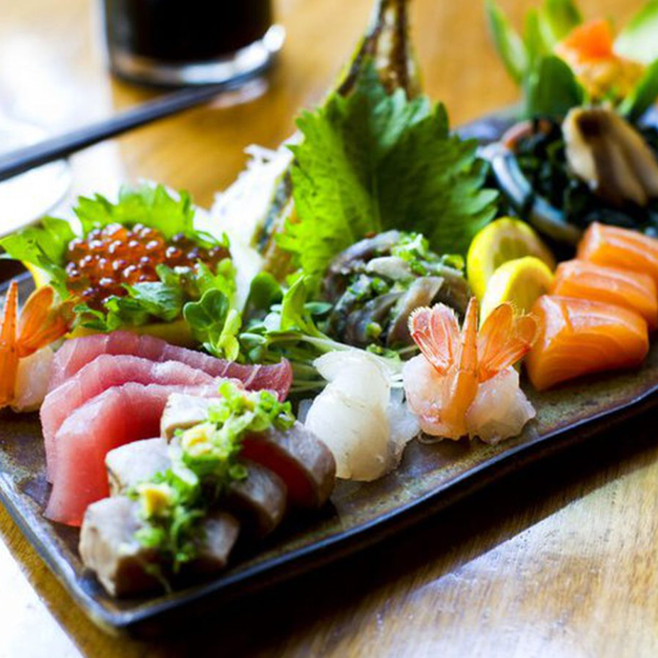 Furin Japanese Restaurant & Bar | restaurant | 21 Lincolnway, Valparaiso, IN 46383, USA | 2192866648 OR +1 219-286-6648