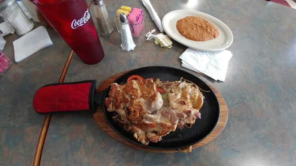 La Joya Mexican Restaurant | restaurant | 2000, 510 S General McMullen Dr, San Antonio, TX 78237, USA | 2104365188 OR +1 210-436-5188