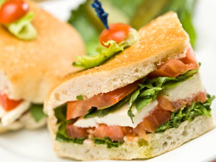 Caffe Gelato Restaurant | restaurant | 90 E Main St, Newark, DE 19711, USA | 3027385811 OR +1 302-738-5811