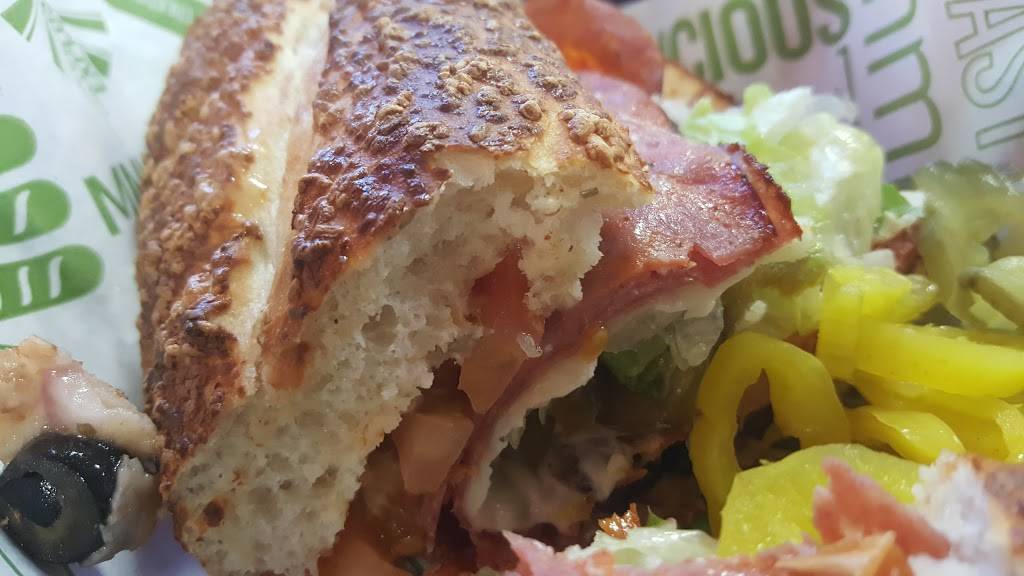 Quiznos | restaurant | 8502 Main St Ste A, Houston, TX 77025, USA | 8327788014 OR +1 832-778-8014