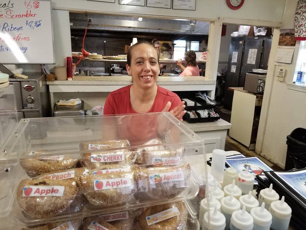 Yall Come Back Cafe | restaurant | 659 W Lennon Dr, Emory, TX 75440, USA | 9034732224 OR +1 903-473-2224