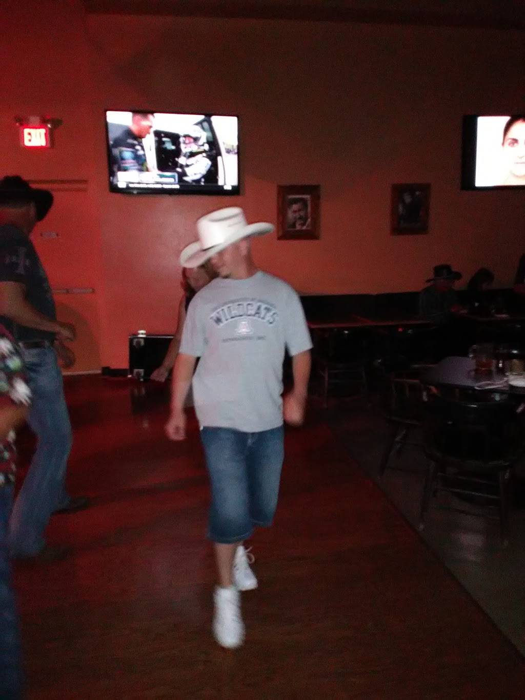 Eddies | restaurant | 8150 E 22nd St, Tucson, AZ 85710, USA | 5202908750 OR +1 520-290-8750