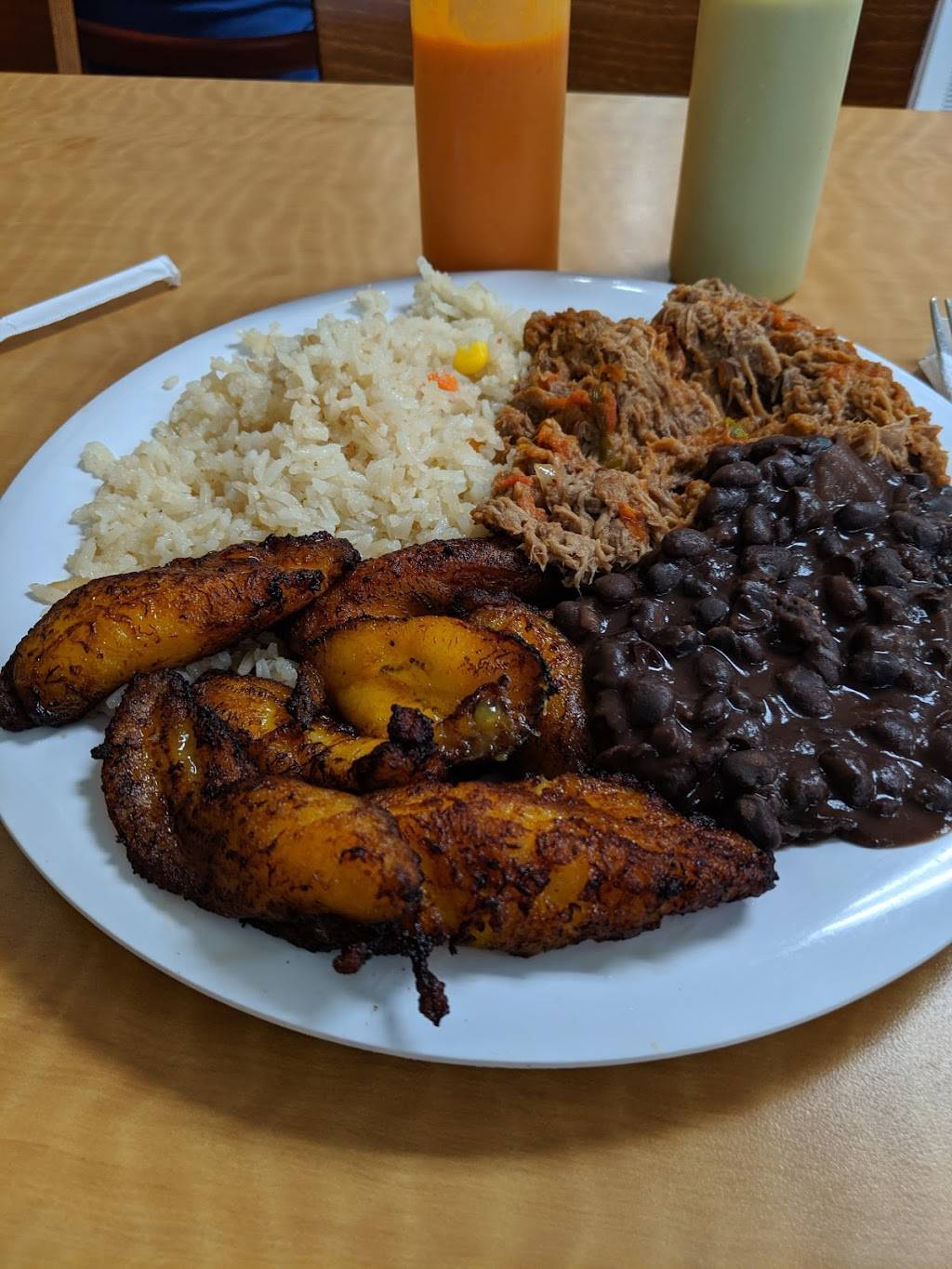 Restaurant Cafeteria Tia Roseta | restaurant | 1085 Holcomb Bridge Rd # 80, Roswell, GA 30076, USA | 7705571501 OR +1 770-557-1501