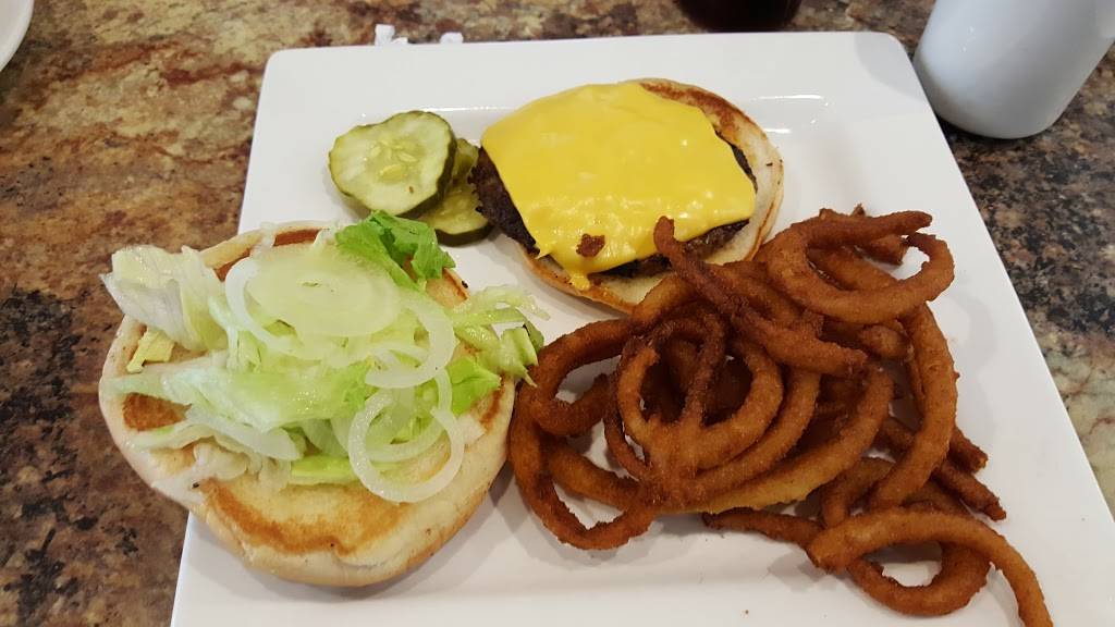 White Tower | restaurant | 1515 W Sylvania Ave, Toledo, OH 43612, USA | 4194768633 OR +1 419-476-8633