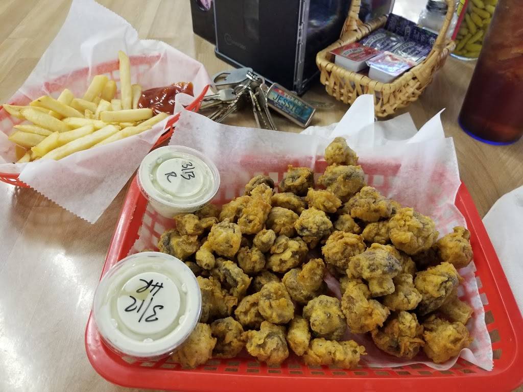 CRSmalls And Company | restaurant | 105 Sfc 815, Palestine, AR 72372, USA | 8706308222 OR +1 870-630-8222