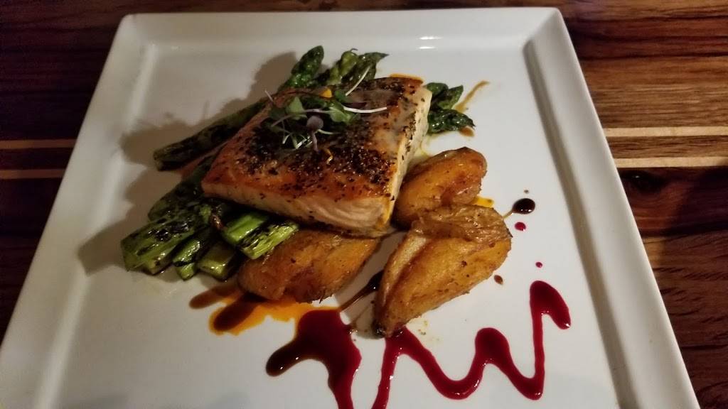 SHORE DINER | restaurant | Gulph, Stream Blvd, Sarasota, FL 34236, USA | 9412960301 OR +1 941-296-0301