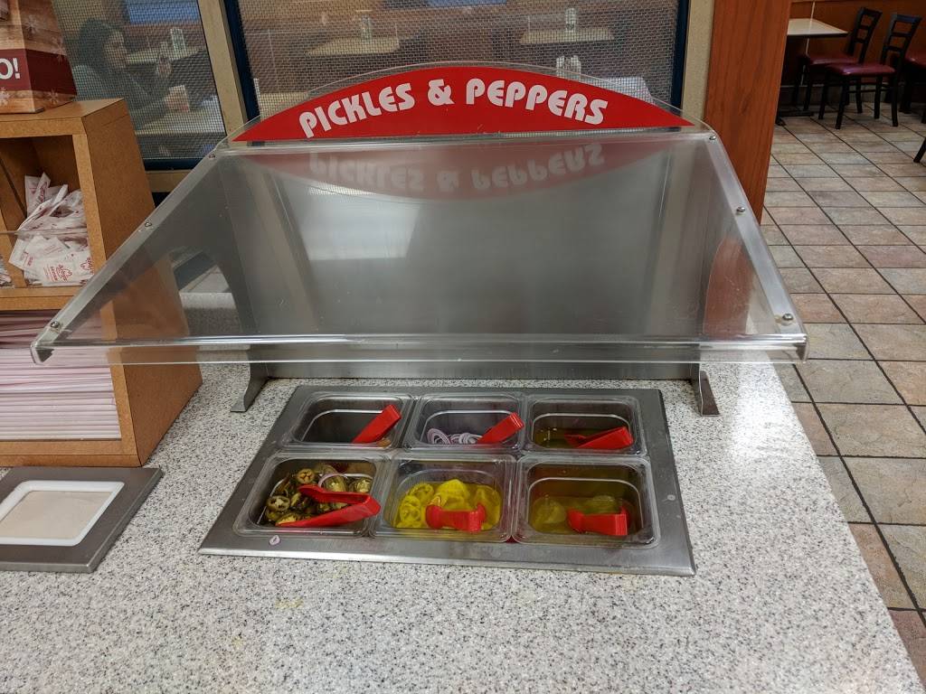 Arbys | meal takeaway | 11445 W 63rd St, Shawnee, KS 66216, USA | 9136316118 OR +1 913-631-6118