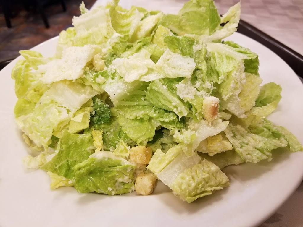 Louies | restaurant | 8134 Baxter Ave # 1, Elmhurst, NY 11373, USA | 7184409346 OR +1 718-440-9346