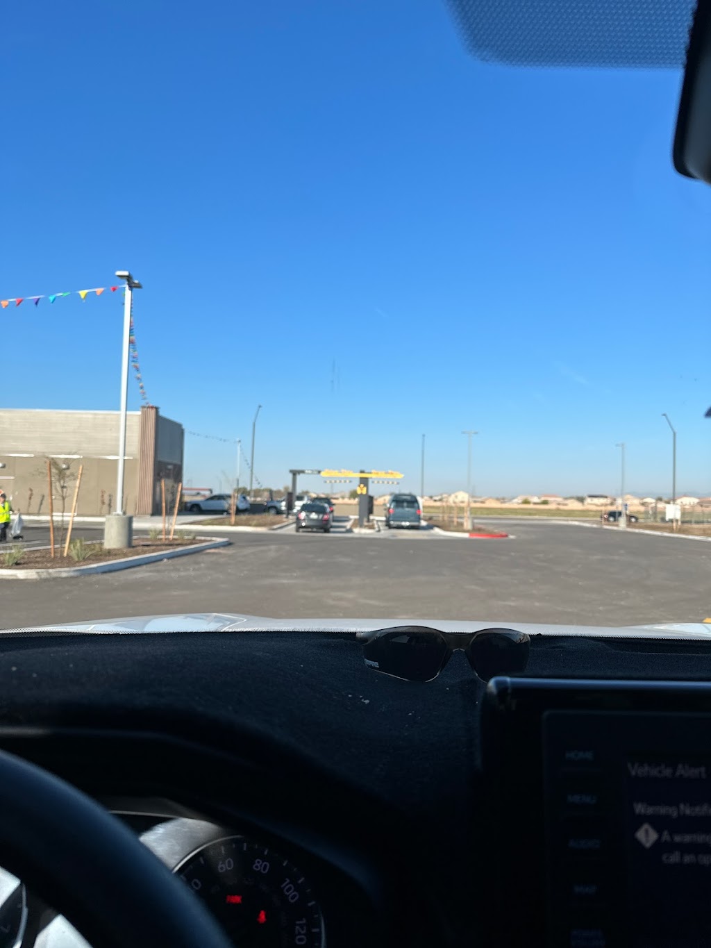 McDonalds | cafe | 2785 S Avondale Blvd, Avondale, AZ 85323, USA | 6232516189 OR +1 623-251-6189