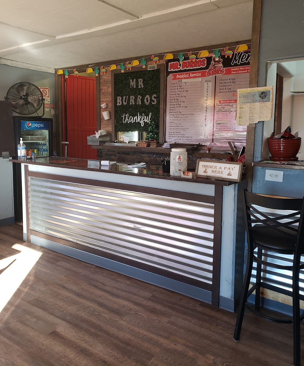 MR Burros | restaurant | 252 E 24th St, Yuma, AZ 85364, USA | 9289550188 OR +1 928-955-0188