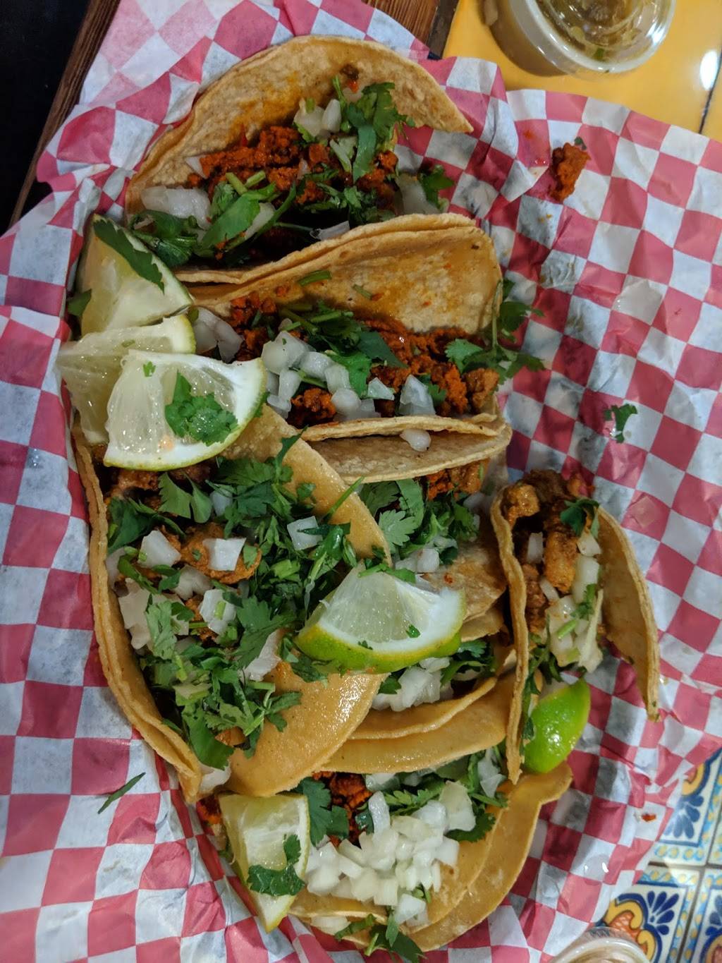 El Pollito loco | restaurant | 1403 E Chisholm Rd, Florence, AL 35630, USA | 2562753851 OR +1 256-275-3851