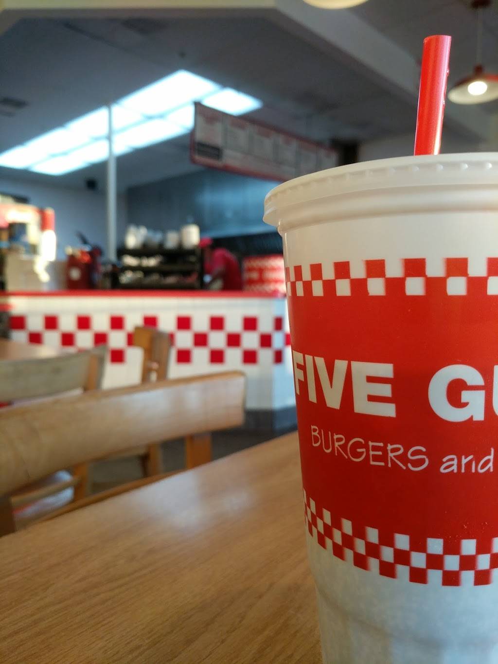 Five Guys | meal takeaway | 3059 Solomons Island Rd, Edgewater, MD 21037, USA | 4109568212 OR +1 410-956-8212