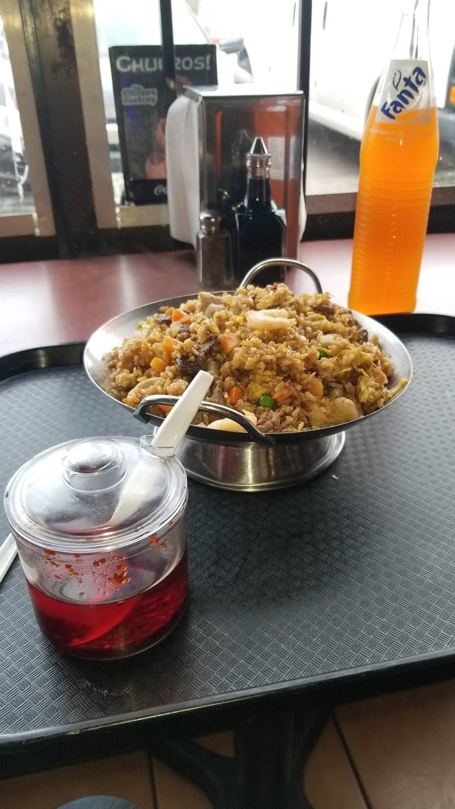 Royal Chopstick | restaurant | 9625 Webb Chapel Rd #400, Dallas, TX 75220, USA | 2143522300 OR +1 214-352-2300