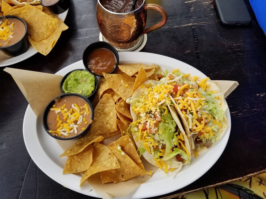 Sandbar Sports Grill | restaurant | 718 Ventura Pl, San Diego, CA 92109, USA | 8584881274 OR +1 858-488-1274