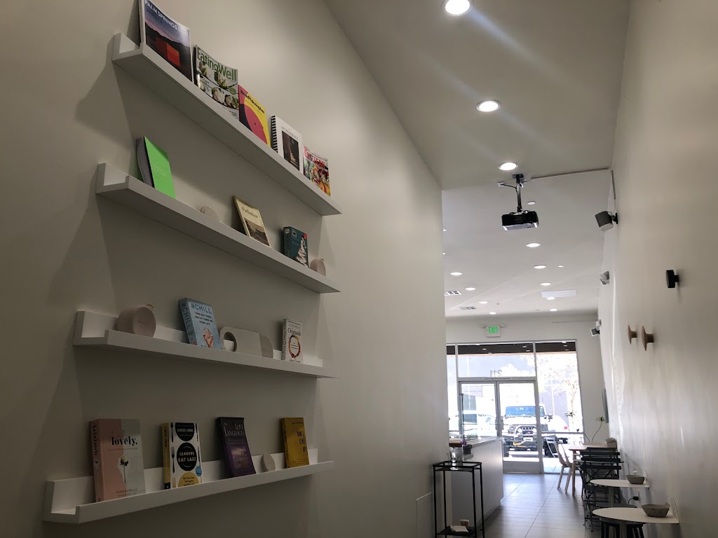 Amen Acai | restaurant | 211 E Orangefair Mall, Fullerton, CA 92832, USA | 7147433882 OR +1 714-743-3882