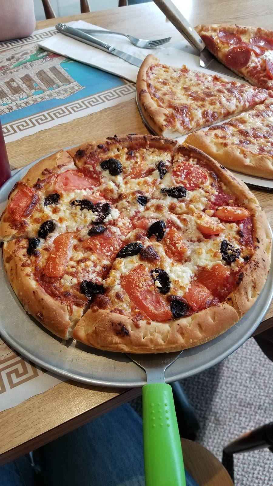 Christos Famous Pizza | restaurant | 20 Holden St, North Adams, MA 01247, USA | 4136623500 OR +1 413-662-3500