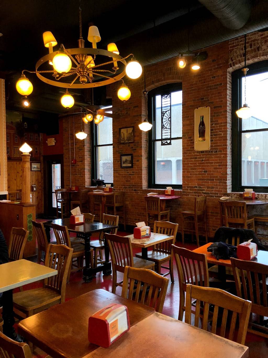 Potbelly Sandwich Shop | restaurant | 519 W Pratt Street Next to U of M, Medical Center, Baltimore, MD 21201, USA | 4105280901 OR +1 410-528-0901