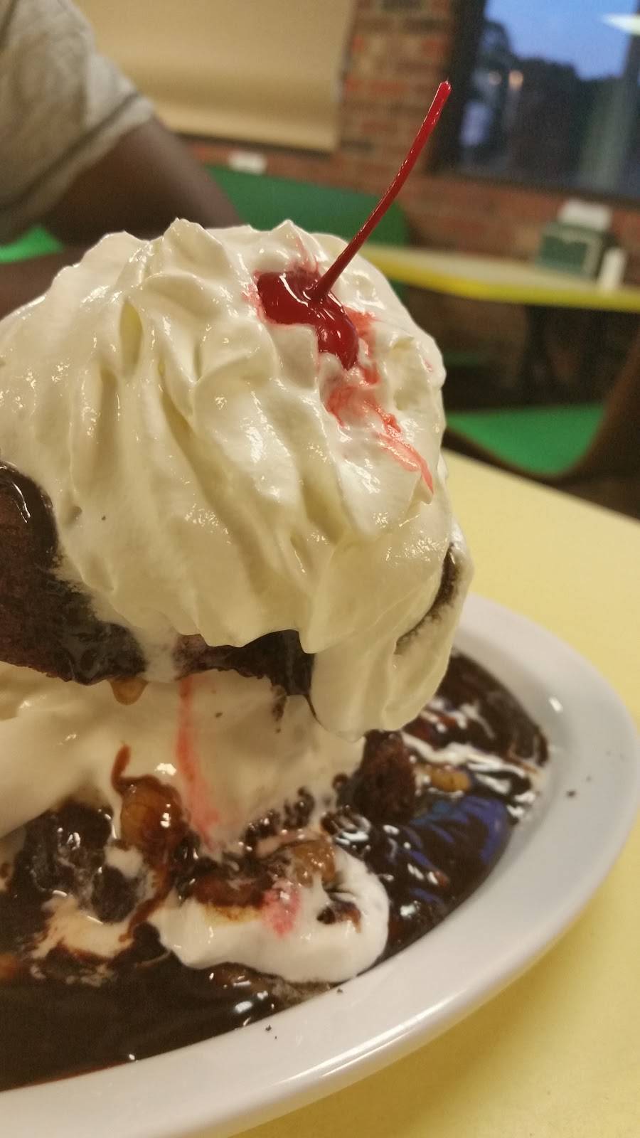 Huddle | restaurant | 478 E Main St, Easley, SC 29640, USA | 8648593167 OR +1 864-859-3167