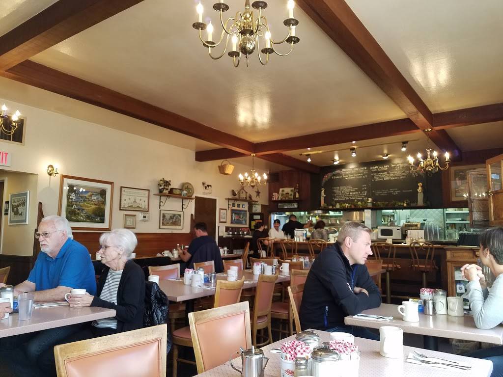 Katys Place | restaurant | Mission St between 5th and 6th, Carmel-By-The-Sea, CA 93921, USA | 8316240199 OR +1 831-624-0199