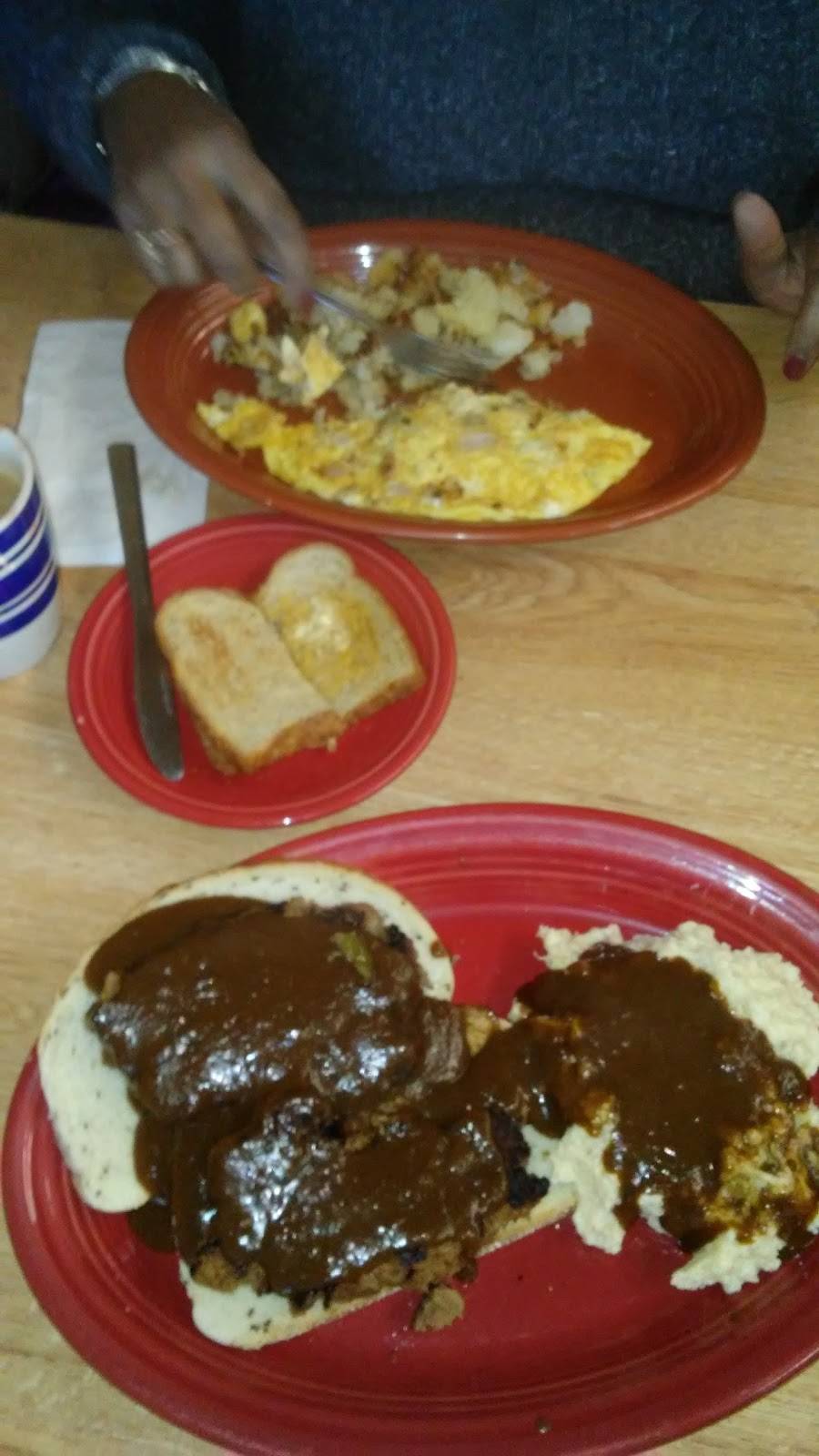 Marys Diner | restaurant | 3450 E 93rd St, Cleveland, OH 44104, USA | 2168835750 OR +1 216-883-5750