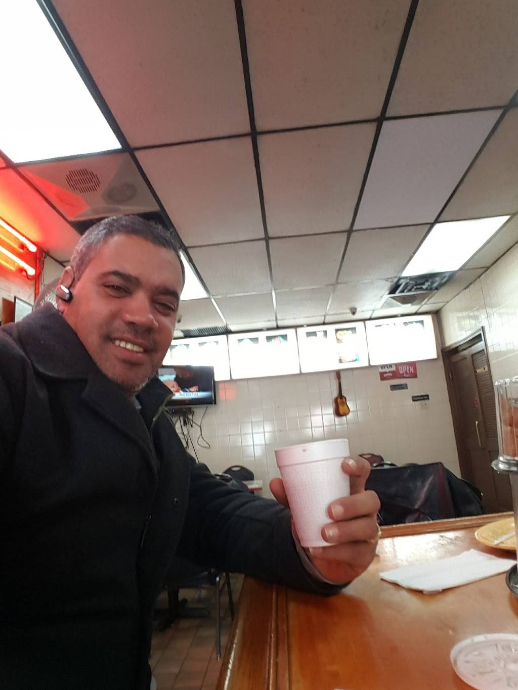 Villa Castillo | restaurant | 1474 Pitkin Ave # A, Brooklyn, NY 11212, USA | 7184959717 OR +1 718-495-9717