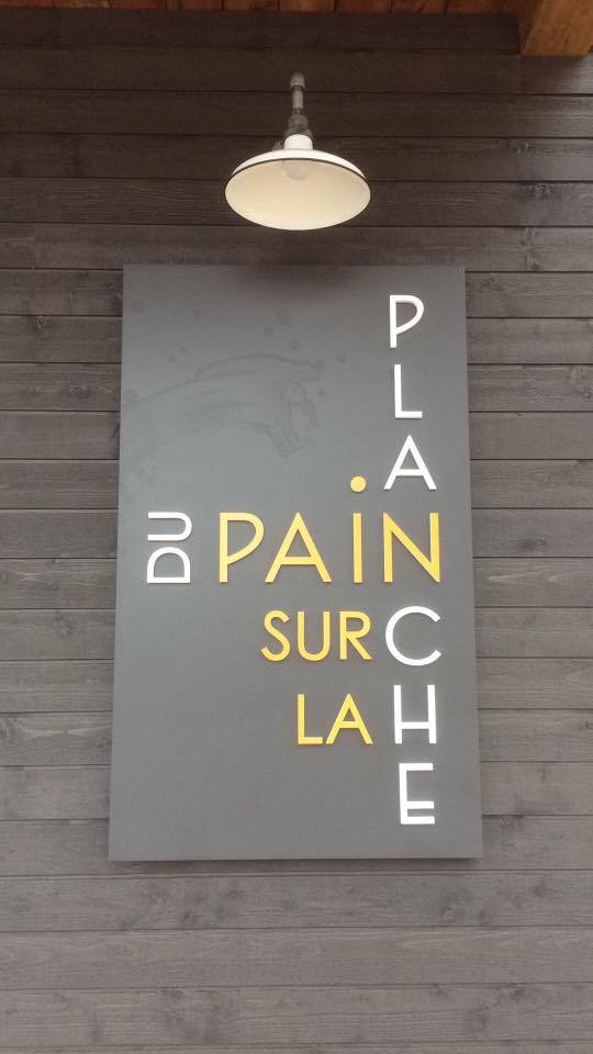 Du Pain sur la Planche | bakery | 6323 Rue Salaberry, Lac-Mégantic, QC G6B 1J2, Canada | 8195546956 OR +1 819-554-6956