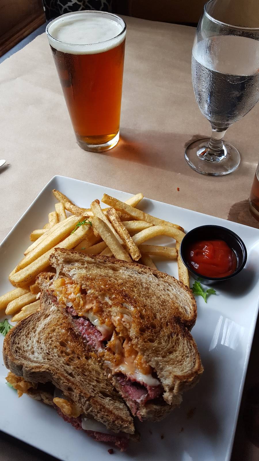 Our House Restaurant | restaurant | 4903 N Roan St, Johnson City, TN 37615, USA | 4232821555 OR +1 423-282-1555