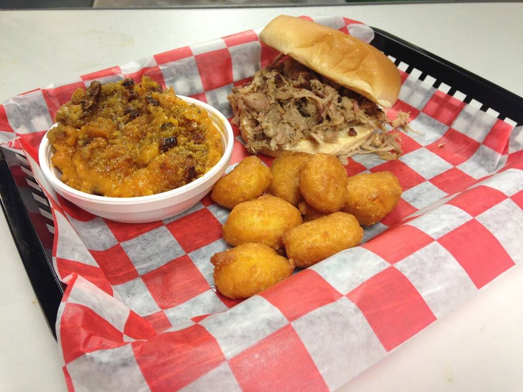 Little Pigs BBQ | restaurant | 840 S Pine St, Spartanburg, SC 29302, United States | 8643106282 OR +1 864-310-6282